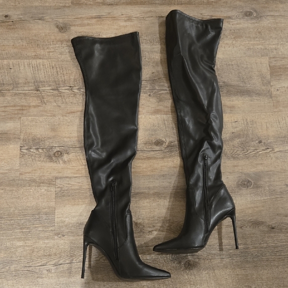 Steve Madden " Vava" Black Thigh High Baddie Boots with Side Zipper - Picture 2 of 6